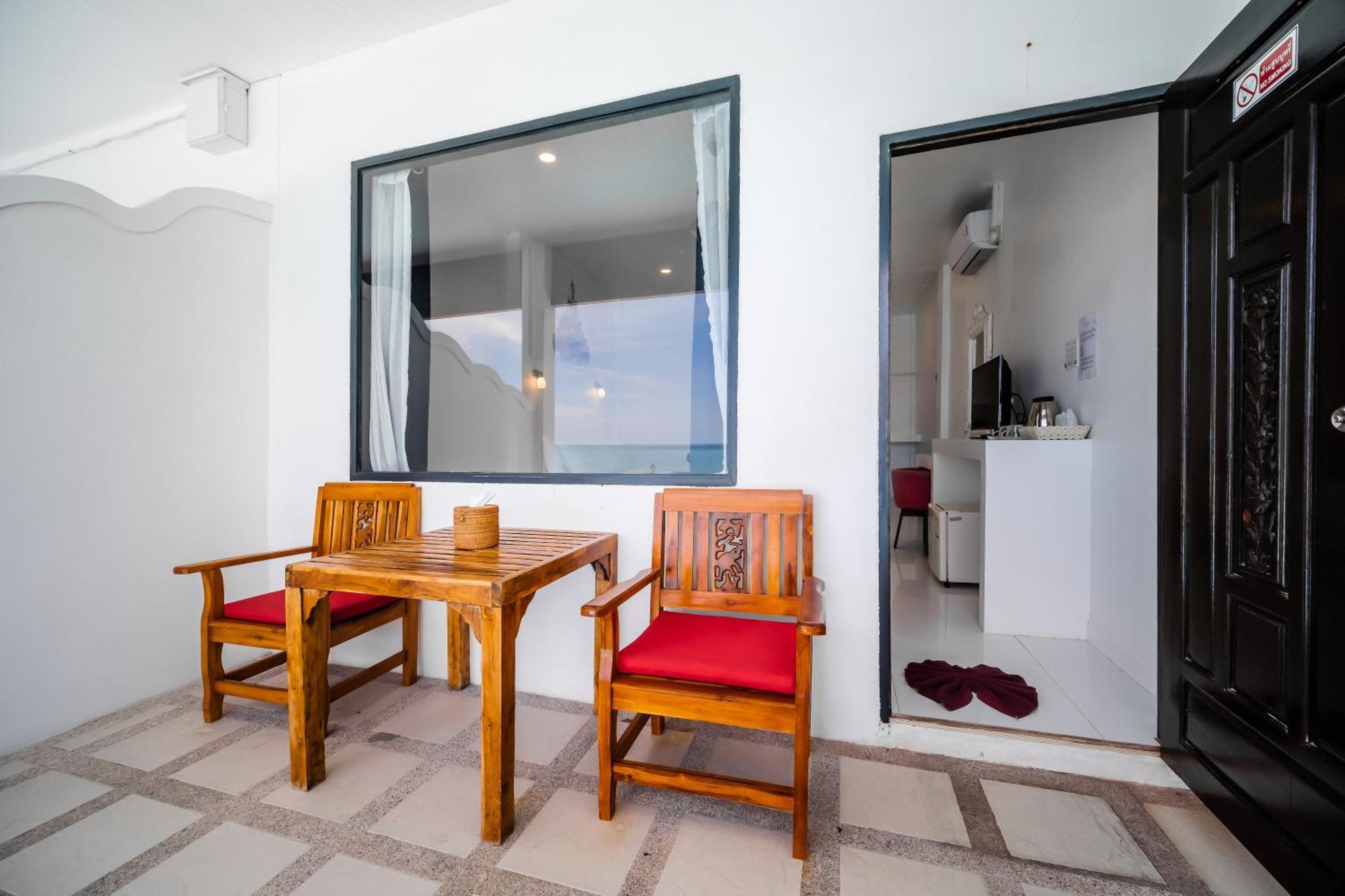 לאמאי ביץ' Crystal Bay Beach Resort מראה חיצוני תמונה